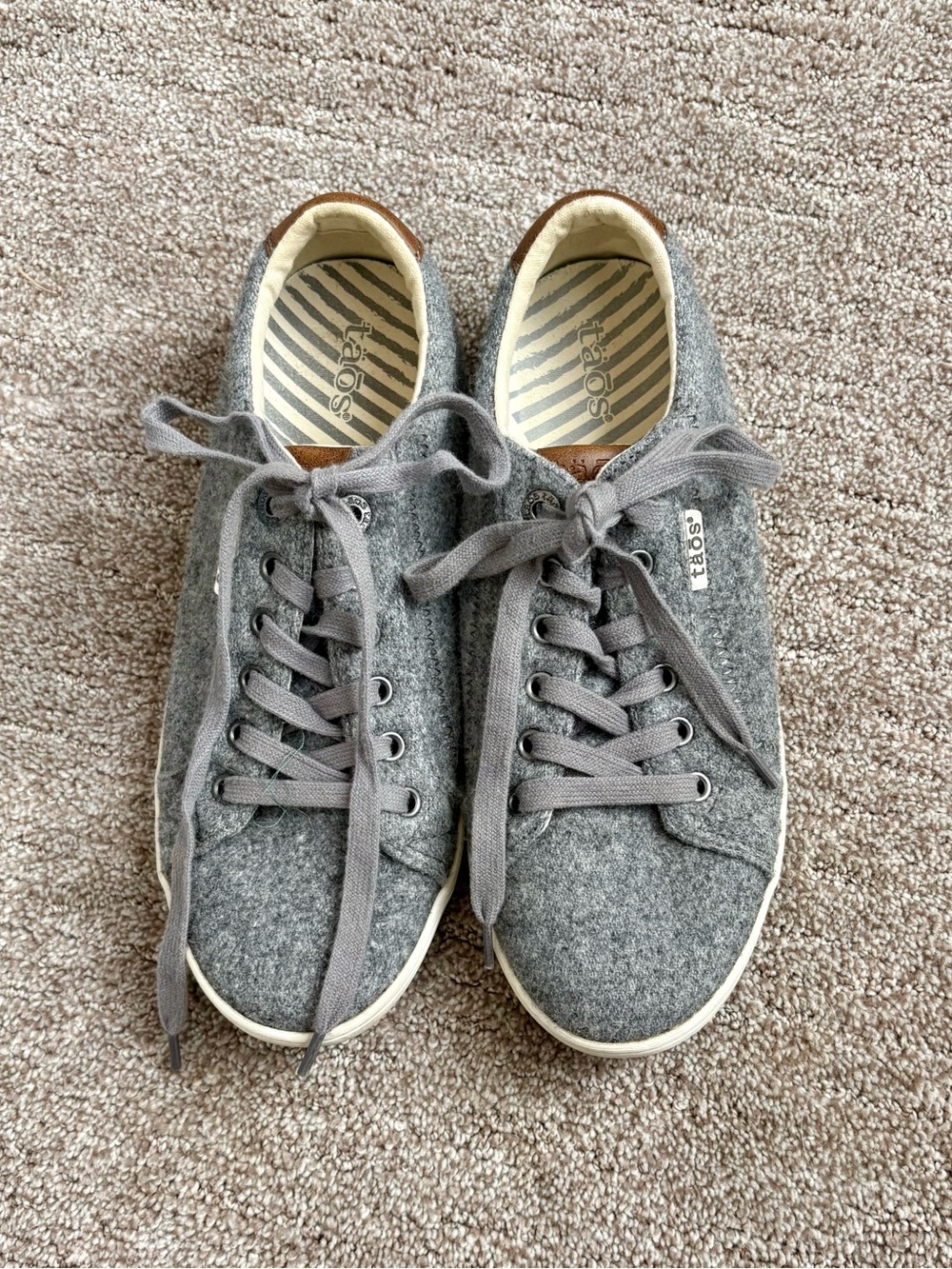 Authentic Taos Footwear Gray Women's Sneakers Size 9